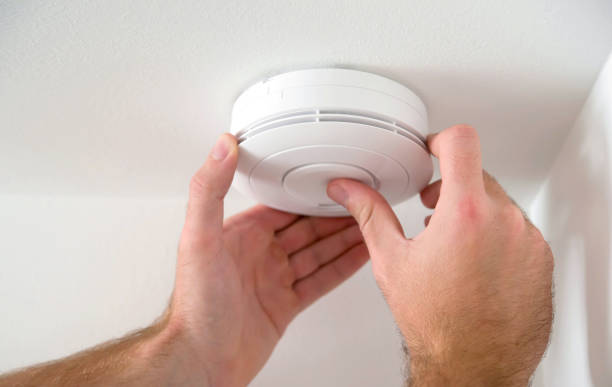 How Do Smoke Detectors Work?