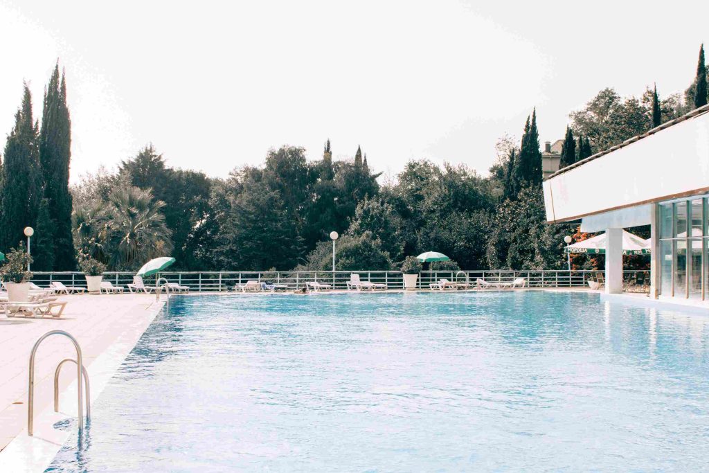best swimming pool construction company in Dubai