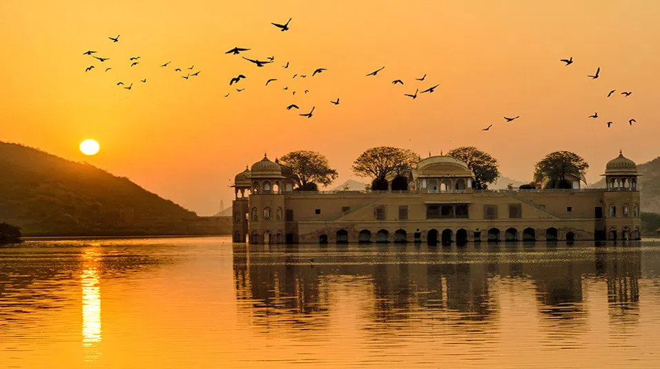 chandlai-lake