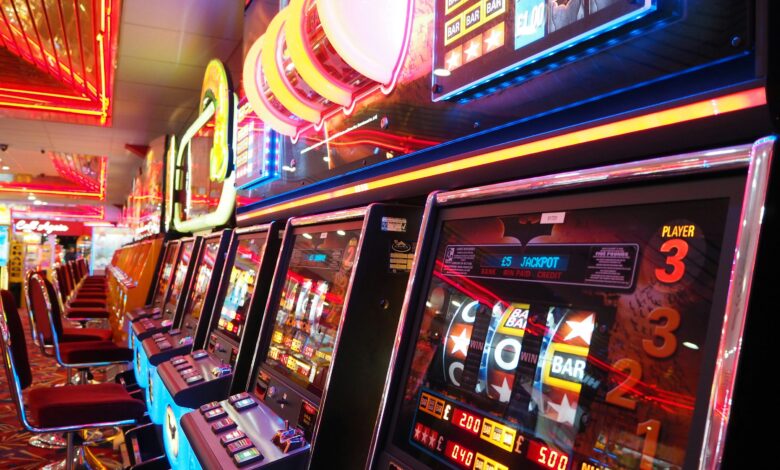 Slot